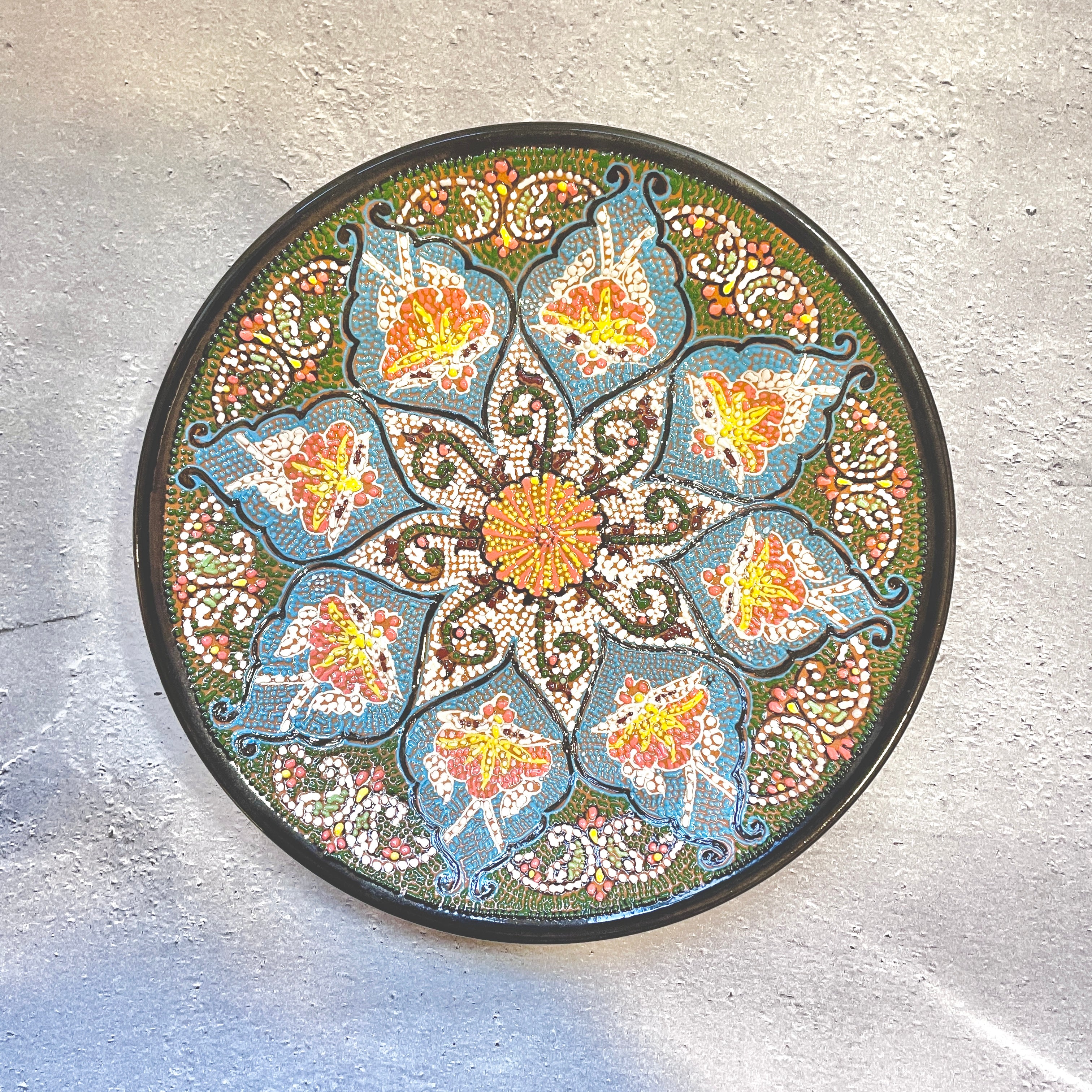 飾り皿／絵皿【23cm】リシタン陶器｜ウズベキスタンのおしゃれなうつわ